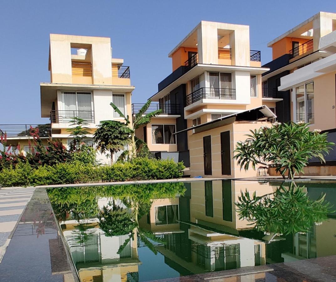 Royal Meadows - Igatpuri Bungalow C Exterior foto